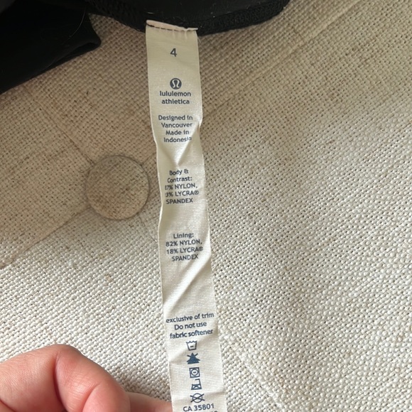 Lululemon Black Hooded Track Jacket - Picture 4 of 4